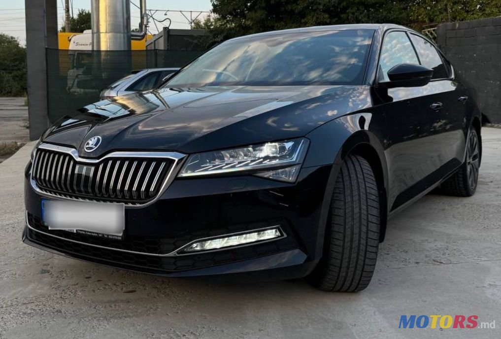 2023' Skoda Superb photo #1
