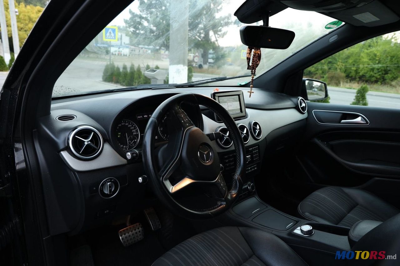 2012' Mercedes-Benz B-Class photo #4