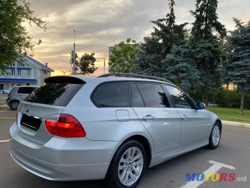 2008' BMW 3 Series photo #4