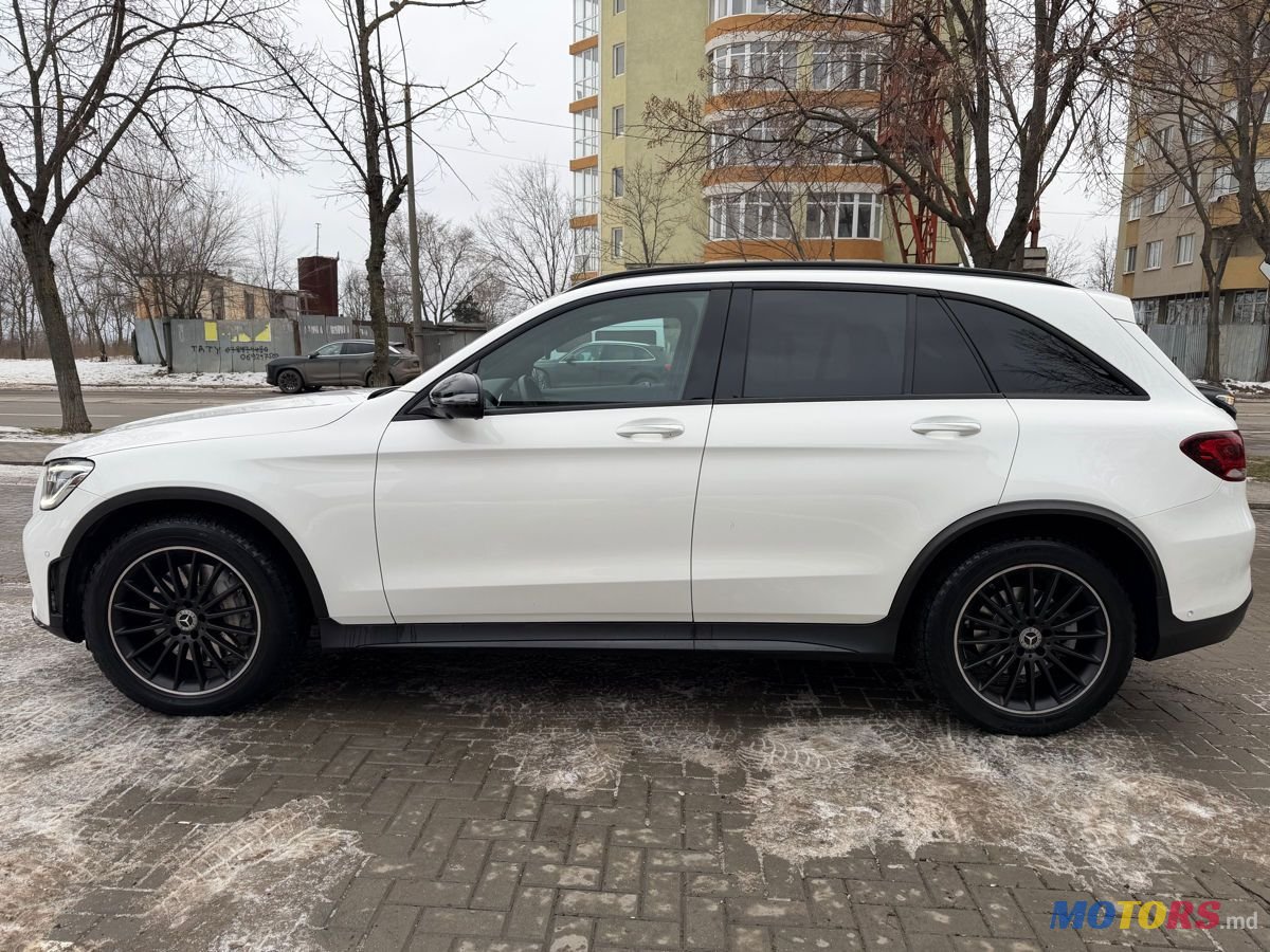 2020' Mercedes-Benz GLC photo #4