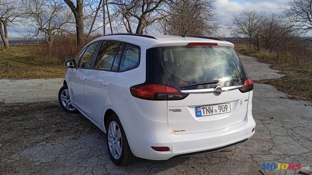 2013' Opel Zafira photo #4