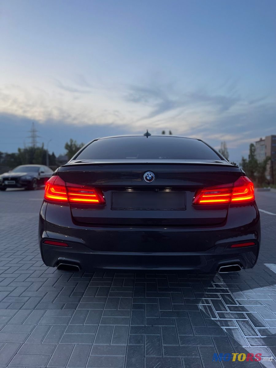 2017' BMW 5 Series photo #4