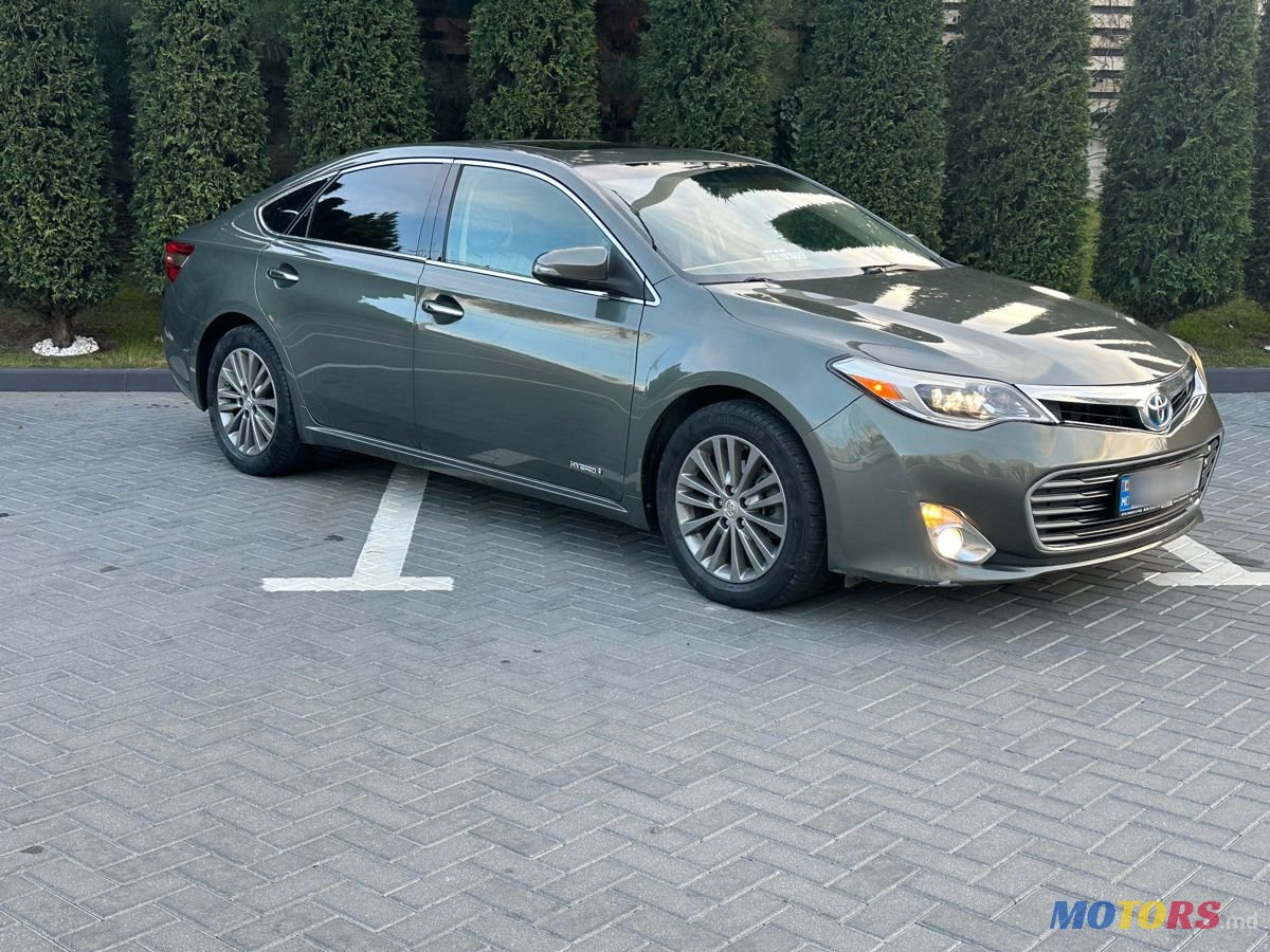 2013' Toyota Avalon photo #4
