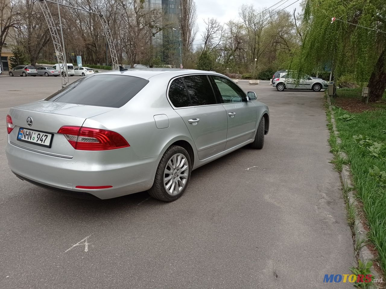 2014' Skoda Superb photo #5