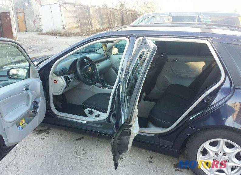 2003' Mercedes-Benz C photo #1