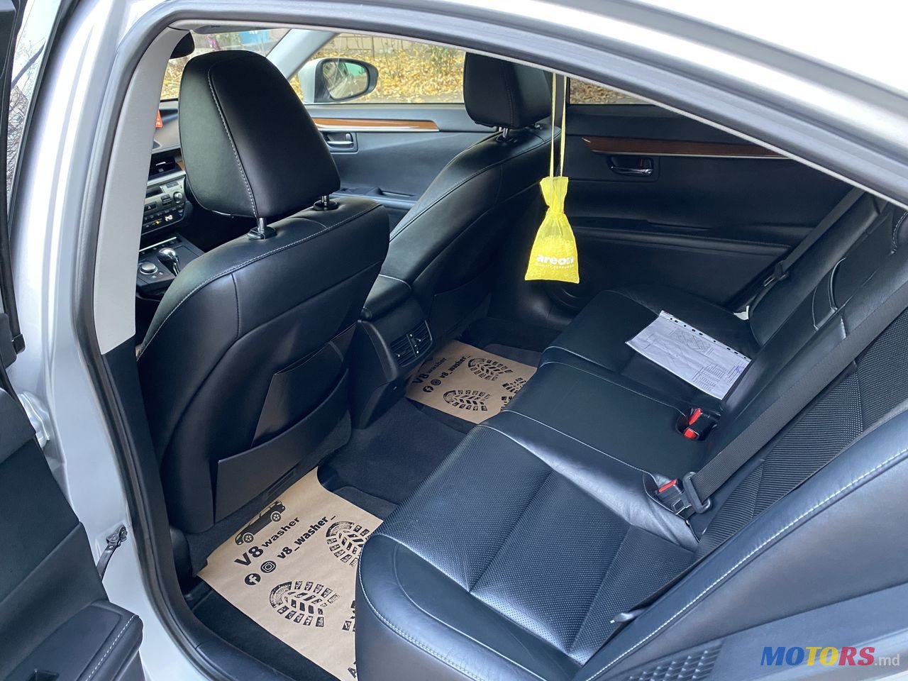 2013' Lexus Es Series photo #5