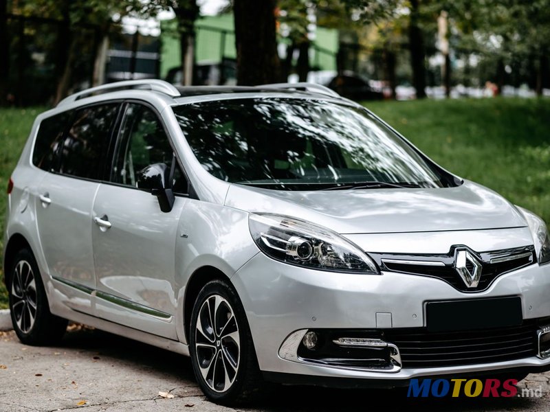 2016' Renault Grand Scenic photo #2