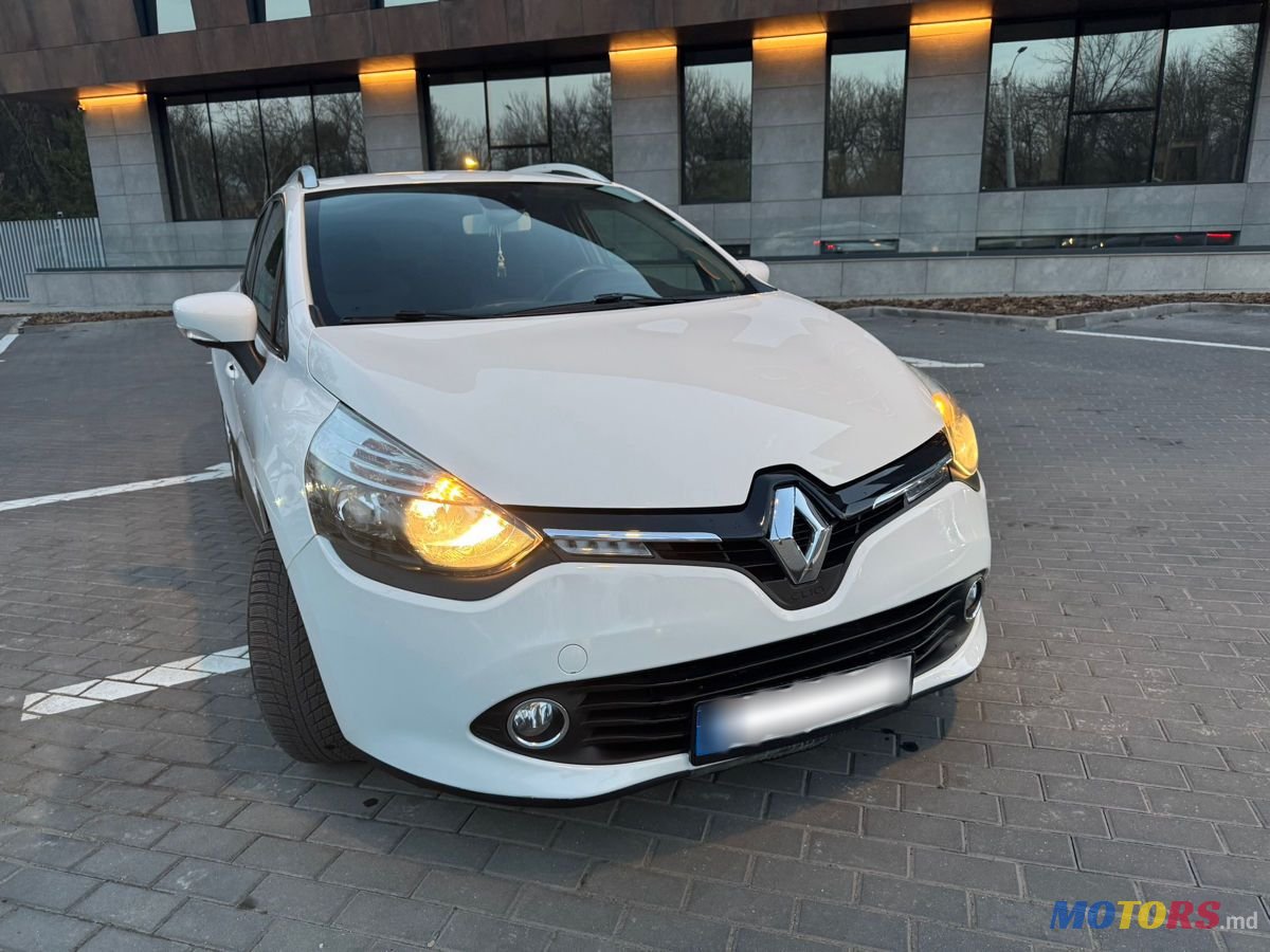 2015' Renault Clio photo #1