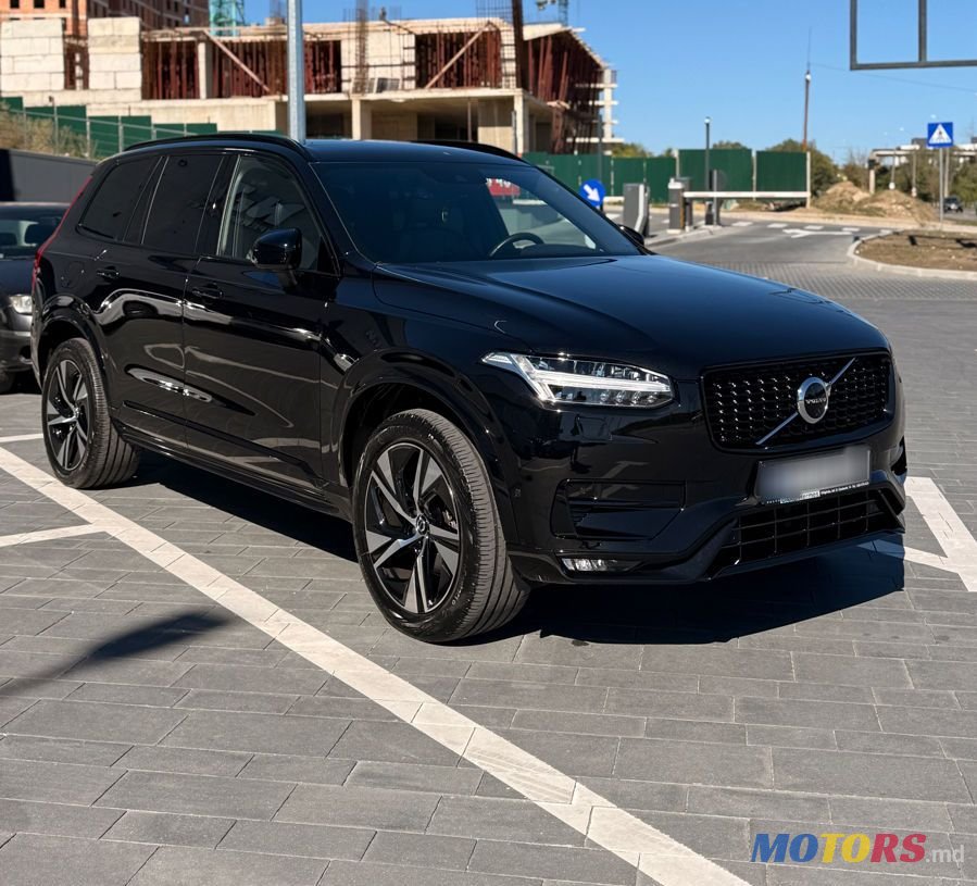 2022' Volvo XC90 photo #6