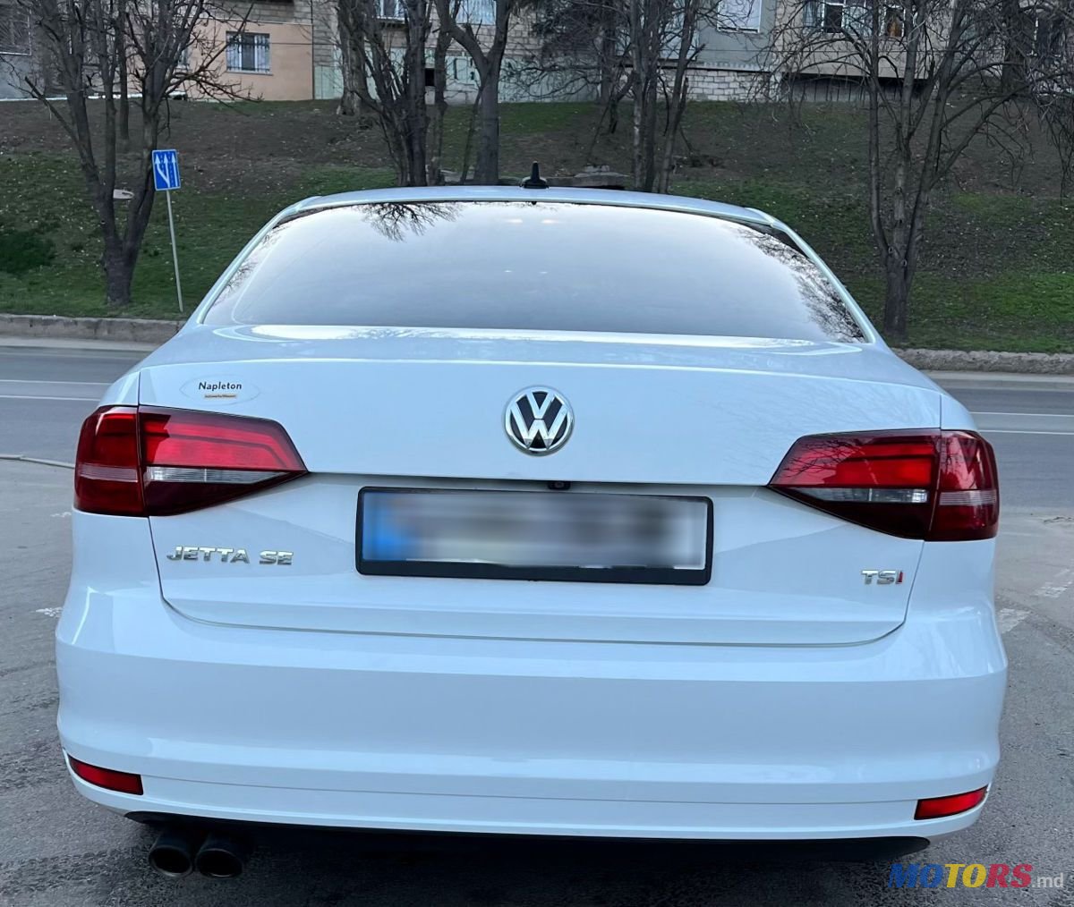 2016' Volkswagen Jetta photo #2