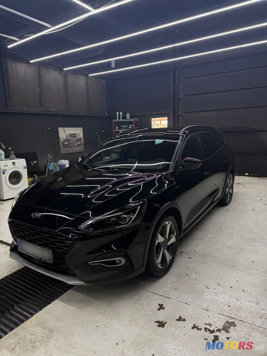 2021' Ford Focus photo #3