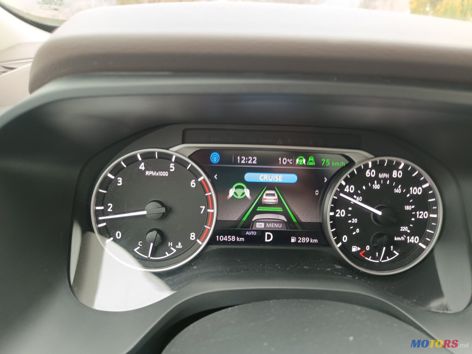 2023' Nissan photo #2