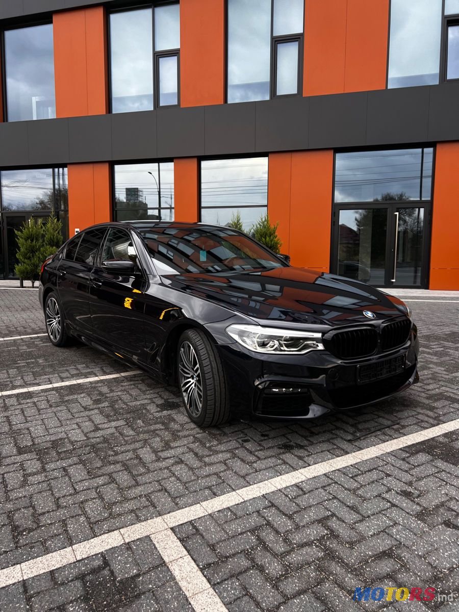 2019' BMW 5 Series photo #1