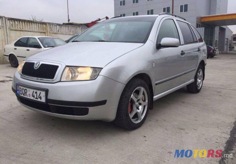 2003' Skoda Fabia photo #2