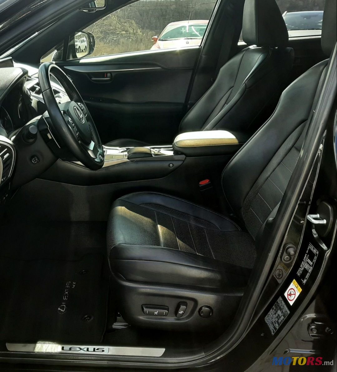 2020' Lexus Nx Series photo #5