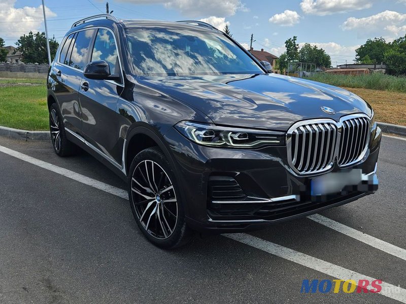 2022' BMW X7 photo #2