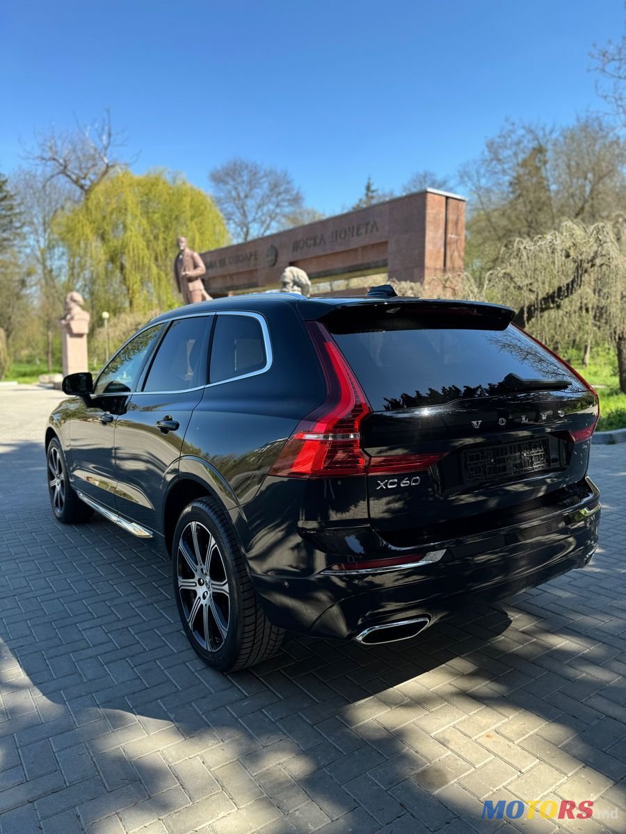 2018' Volvo XC60 photo #1