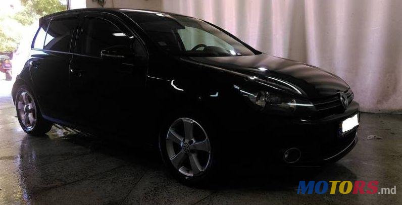 2009' Volkswagen Golf photo #1