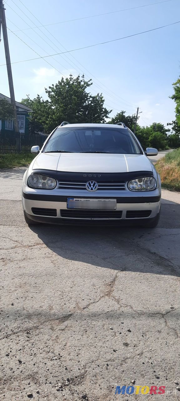 2000' Volkswagen Golf photo #1