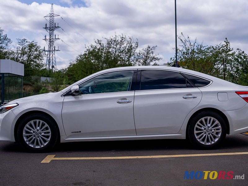 2014' Toyota Avalon photo #3