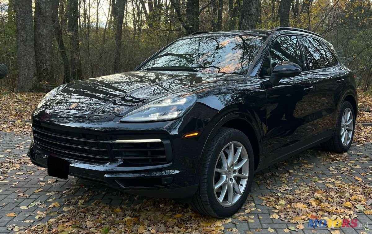 2019' Porsche Cayenne photo #2