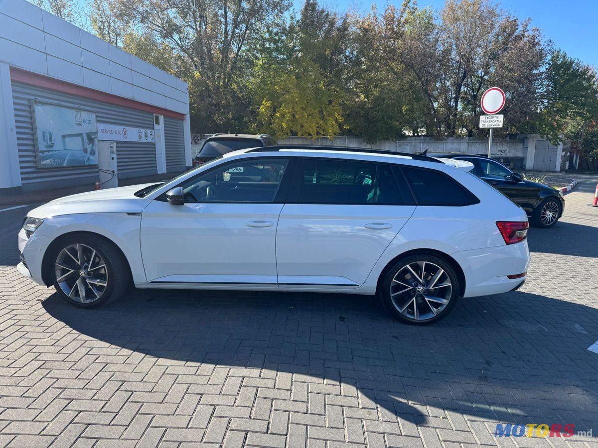 2021' Skoda Superb photo #3