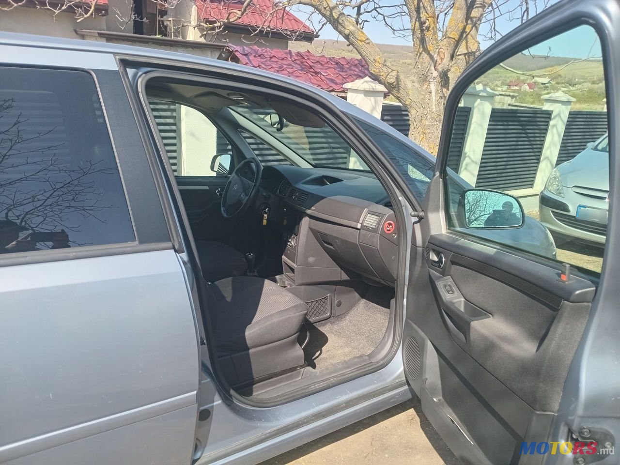 2010' Opel Meriva photo #2