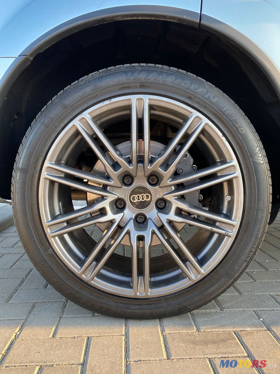 2009' Audi Q7 photo #4