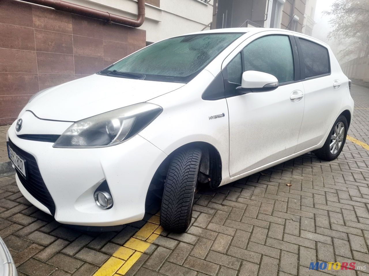 2013' Toyota Yaris photo #2