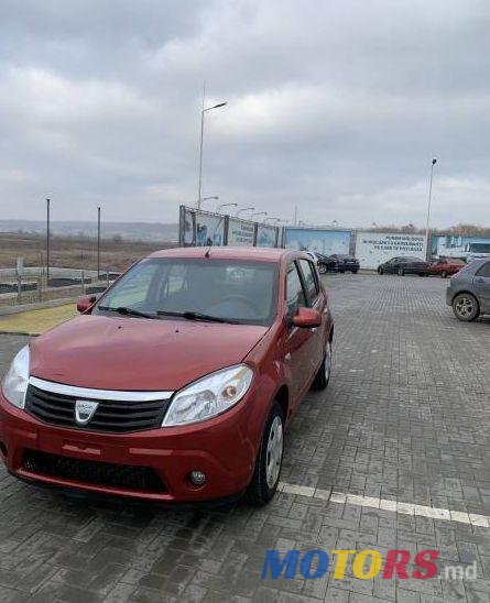 2012' Dacia Sandero photo #1
