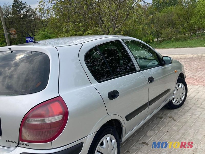 2002' Nissan Almera photo #4