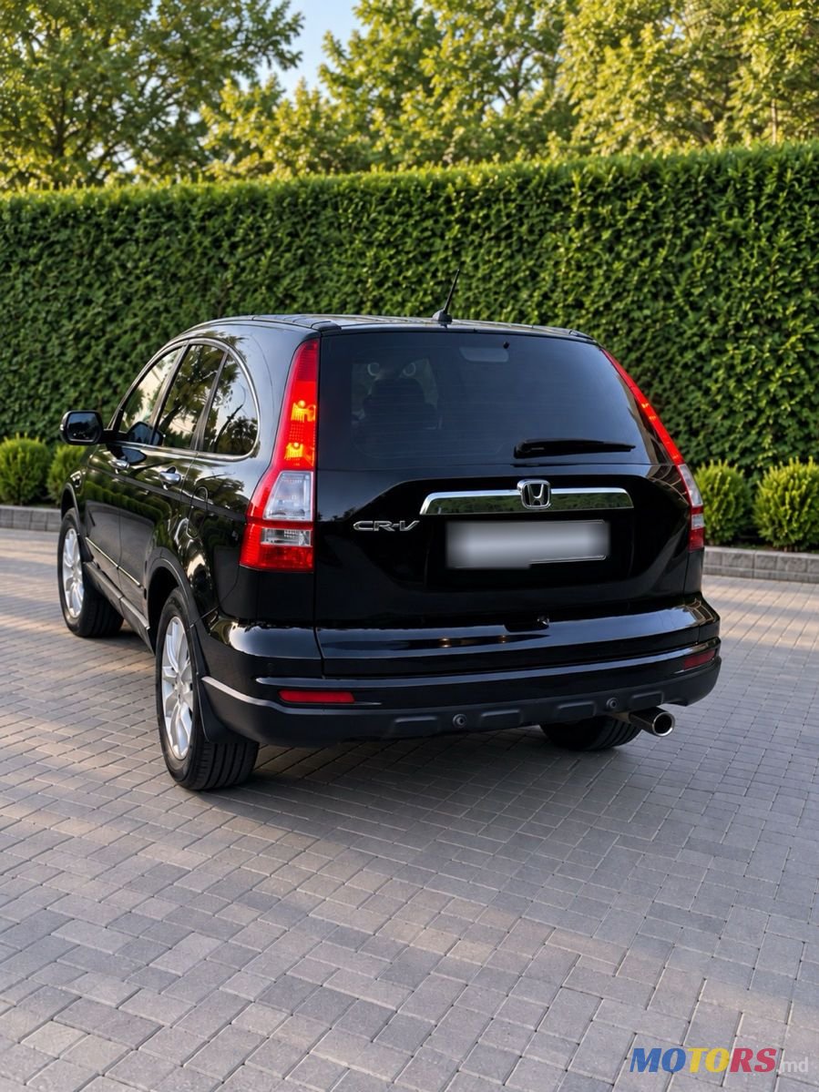 2010' Honda CR-V photo #6