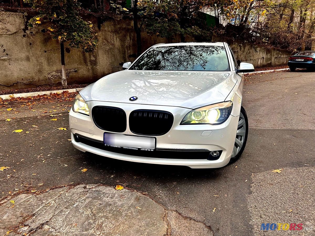 2010' BMW 7 Series photo #2