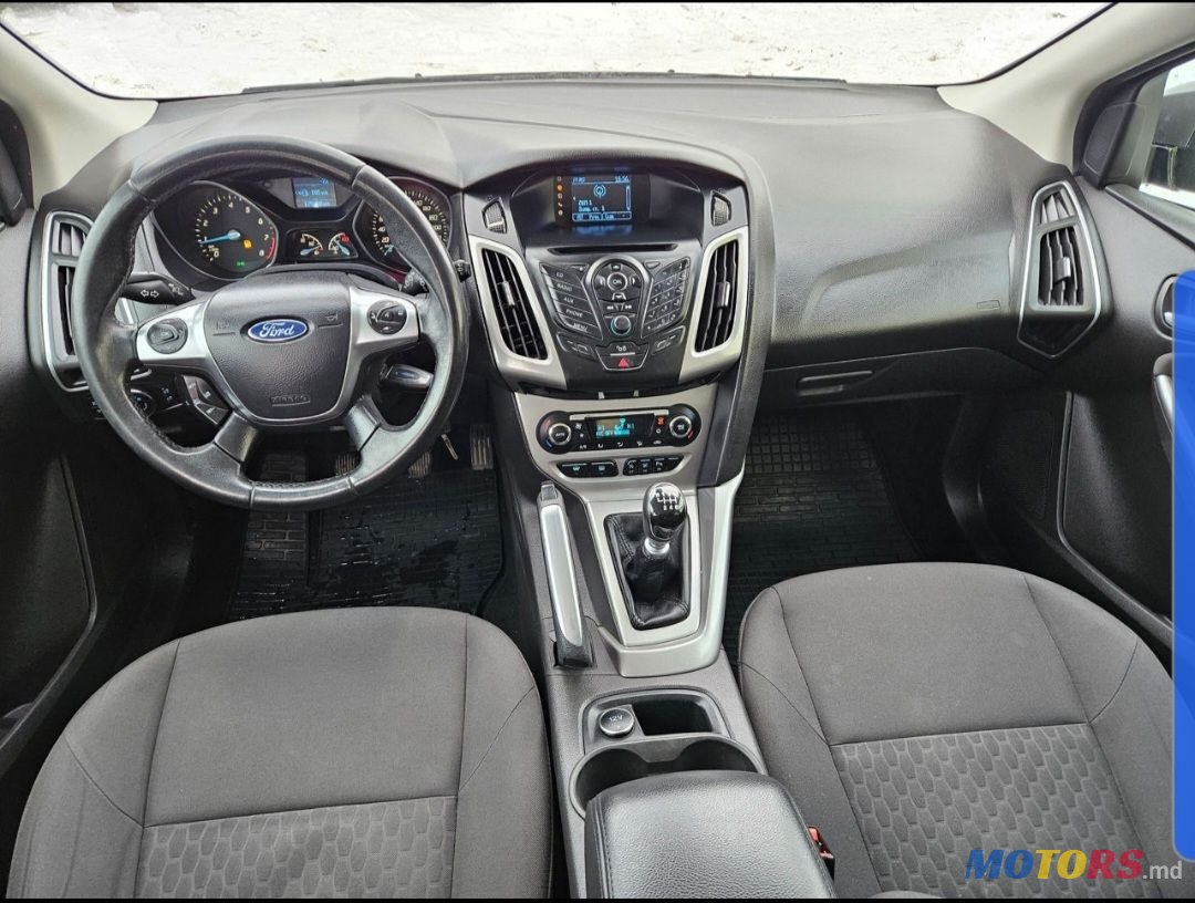 2013' Ford Focus photo #5