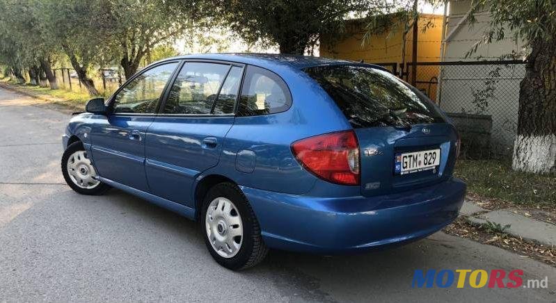 2005' Kia Rio photo #3
