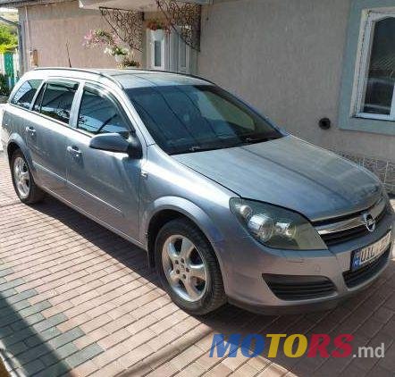 2006' Opel Astra photo #1