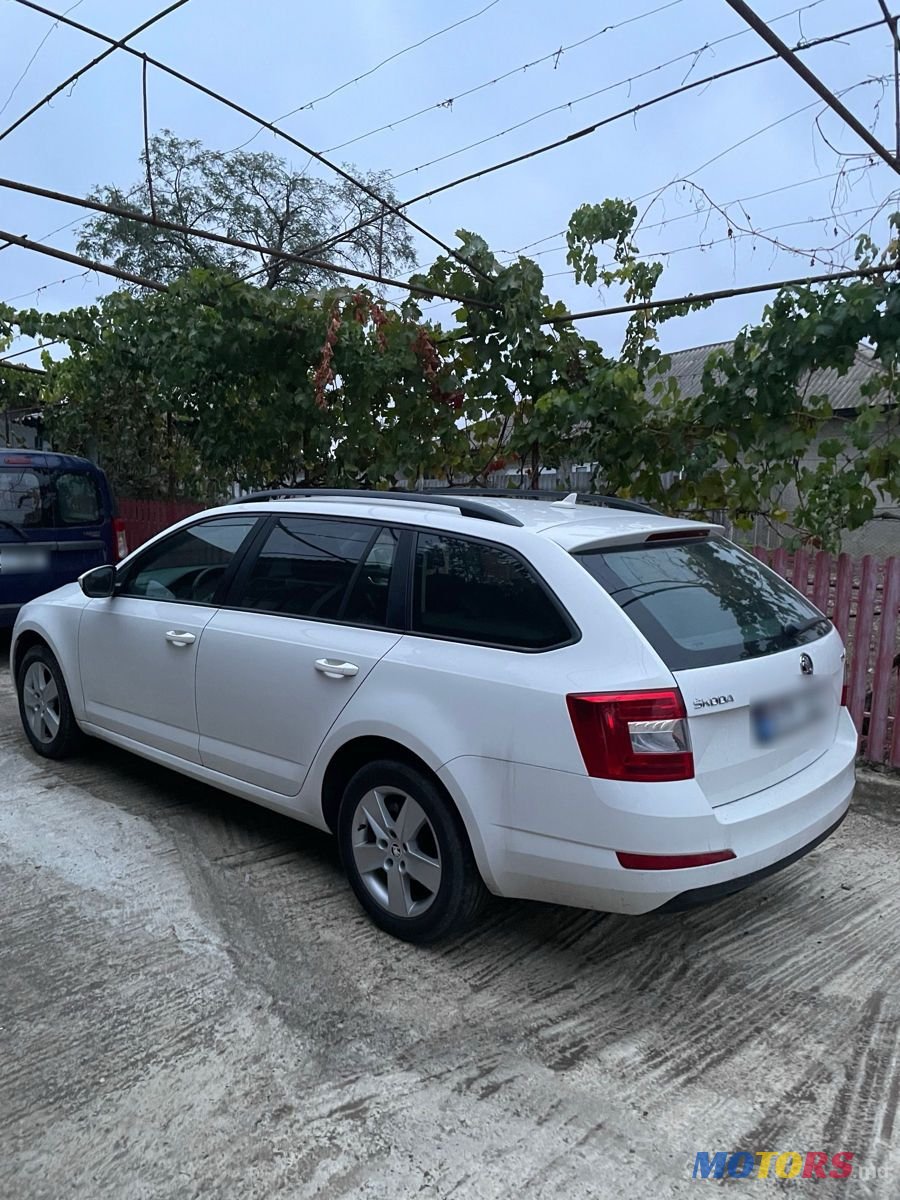 2015' Skoda Octavia photo #3