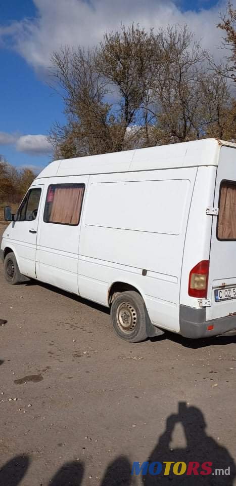 2000' Mercedes-Benz Sprinter photo #1