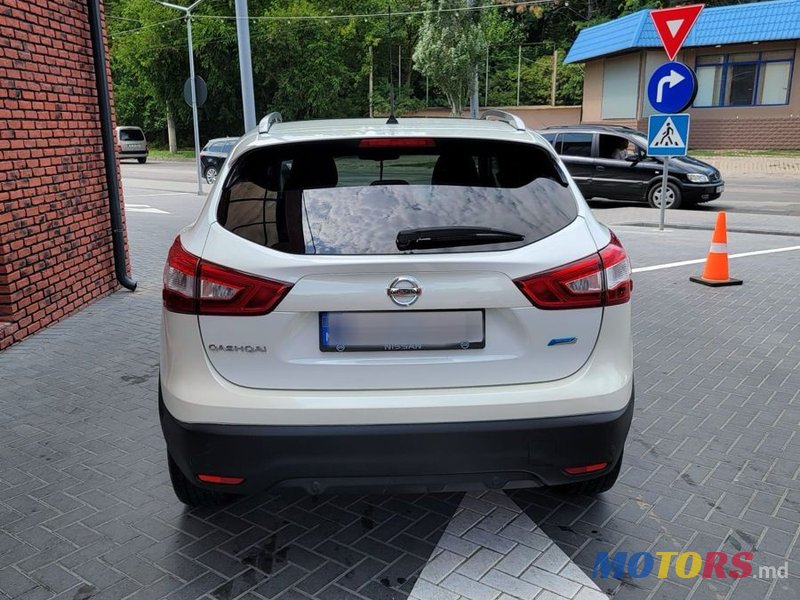 2015' Nissan Qashqai photo #2