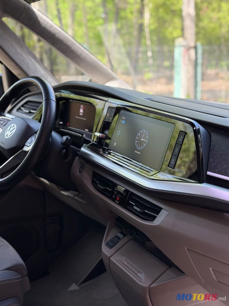 2023' Volkswagen Multivan photo #6