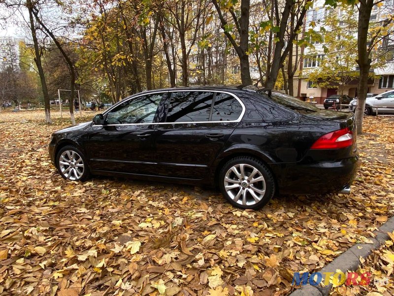 2010' Skoda Superb photo #1