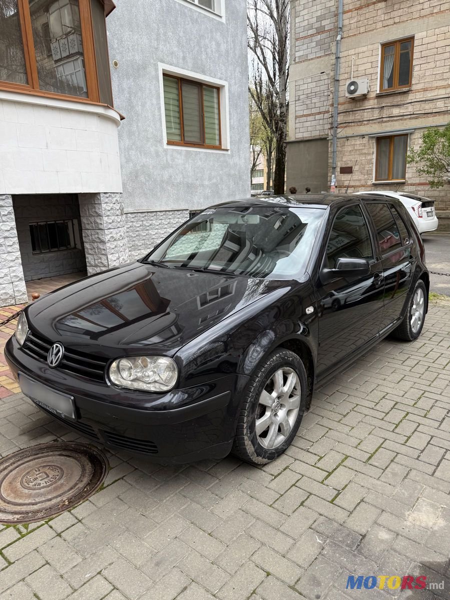 2003' Volkswagen Golf photo #3