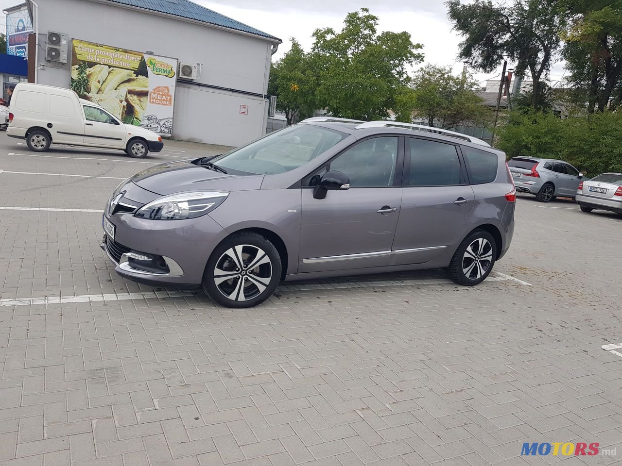 2013' Renault Grand Scenic photo #4