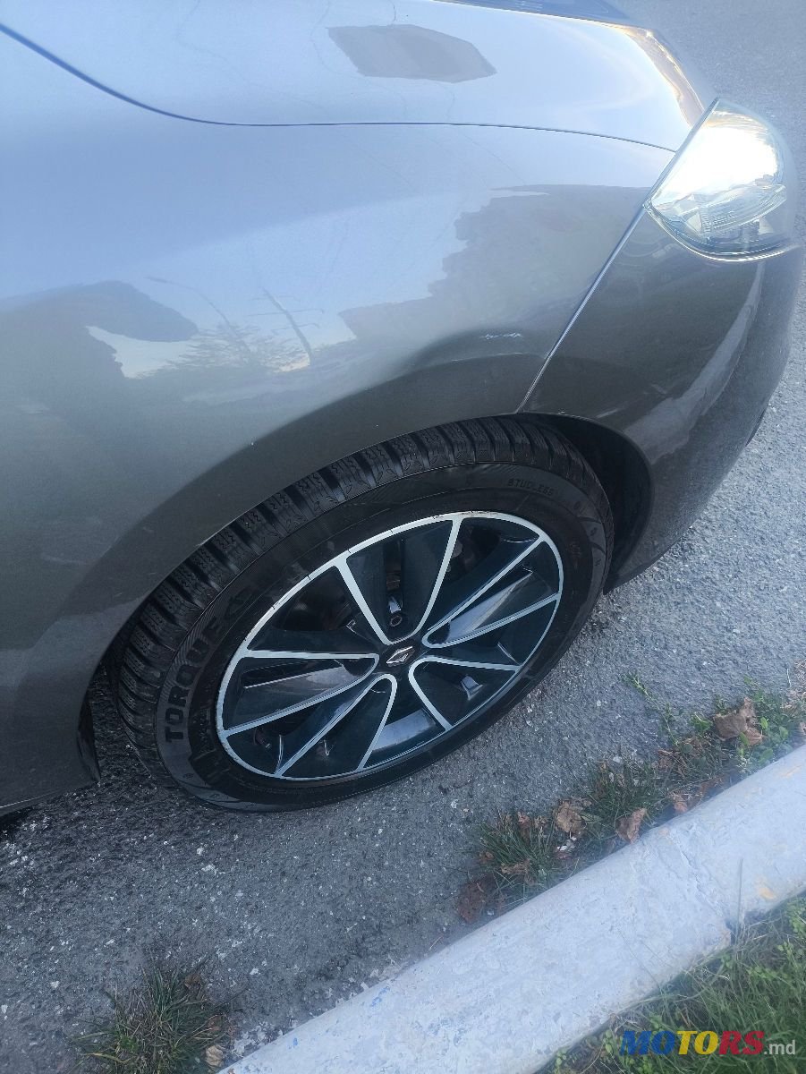 2013' Renault Megane photo #6