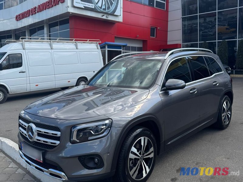 2020' Mercedes-Benz GLB photo #6