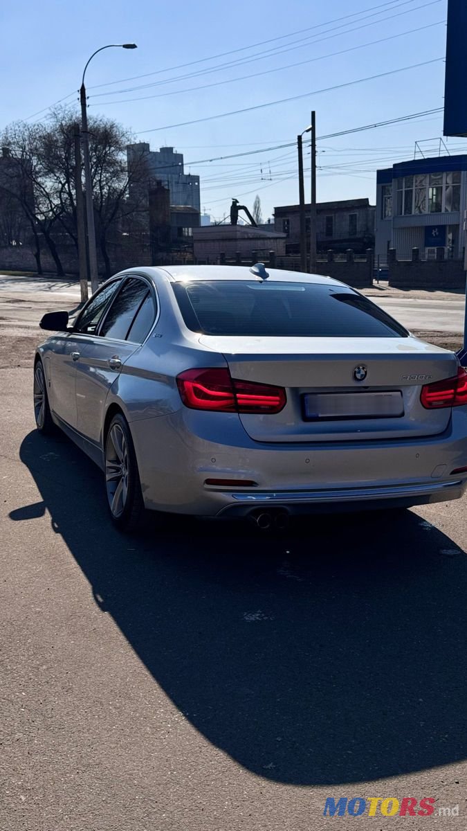 2017' BMW 3 Series photo #4