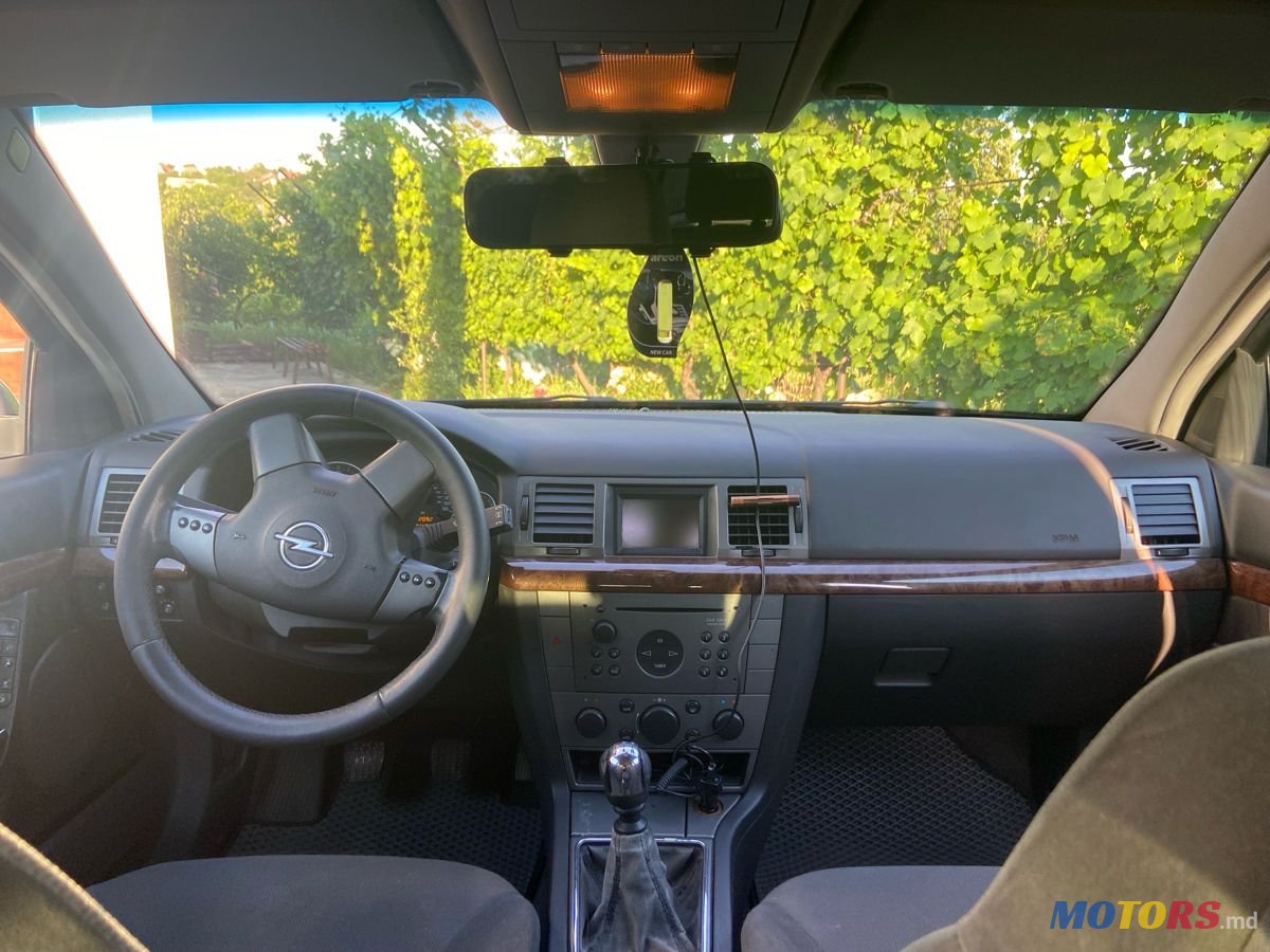 2004' Opel Vectra photo #4