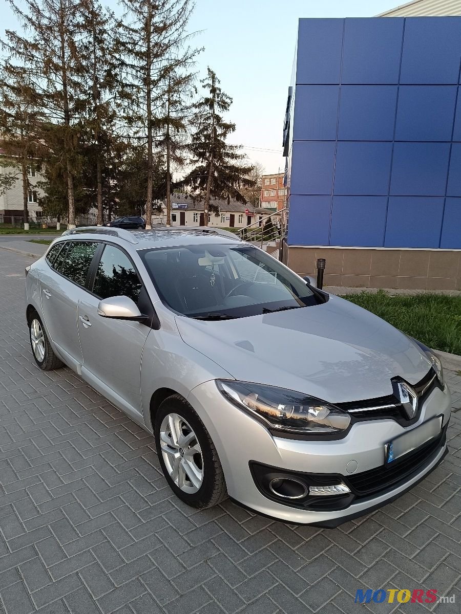 2015' Renault Megane photo #1