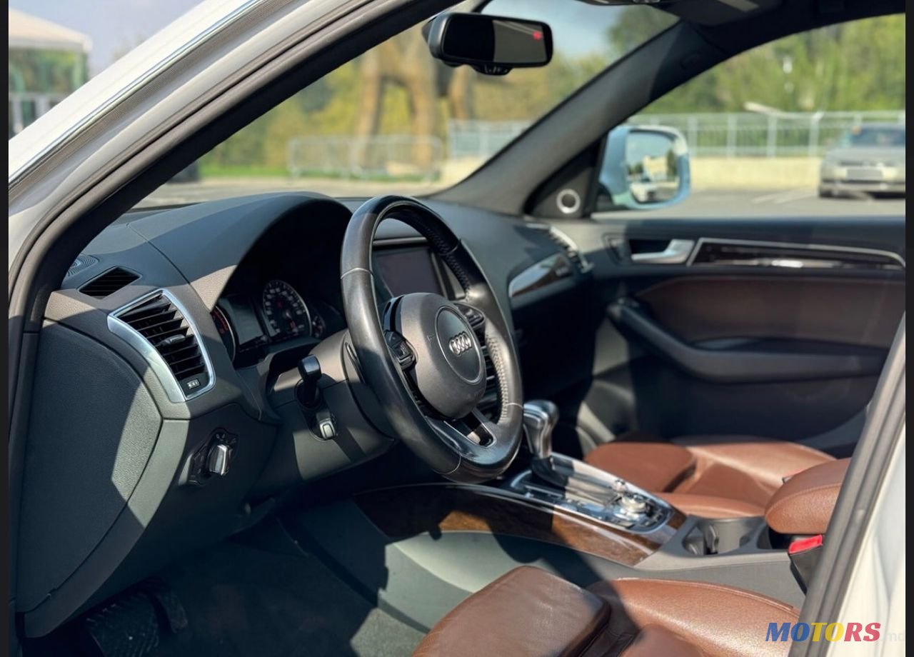 2013' Audi Q5 photo #6