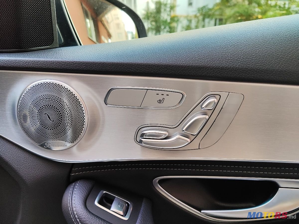 2015' Mercedes-Benz C-Class photo #6